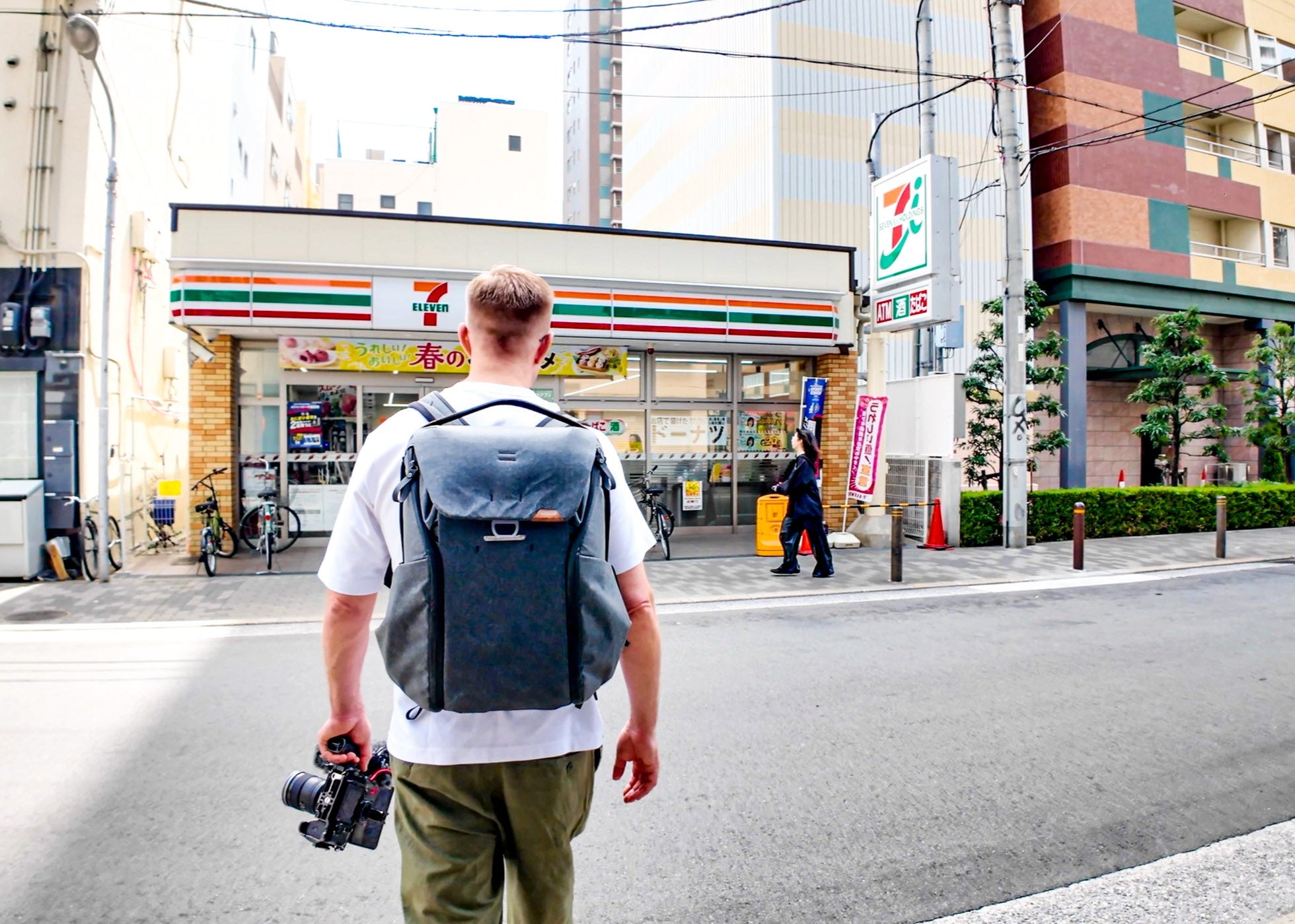 7-11_Osaka_3