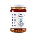 White Mausu Extra Hot Peanut Rayu – krispig, nötig chiliolja med riktigt sting. För dig som älskar hetta. 240 g
